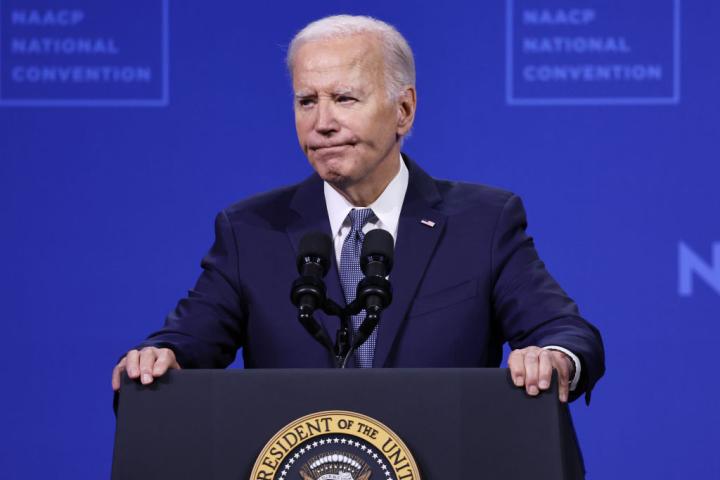 Biden ¿Se retira de la contienda?
