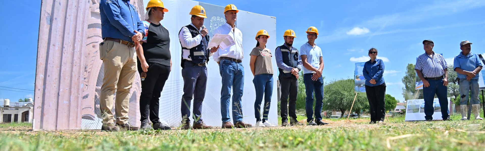 INICIA LA CONSTRUCCIÓN DEL PARQUE CON CANCHA DE FUTBOL EN LA RINCONADA, JESÚS MARÍA