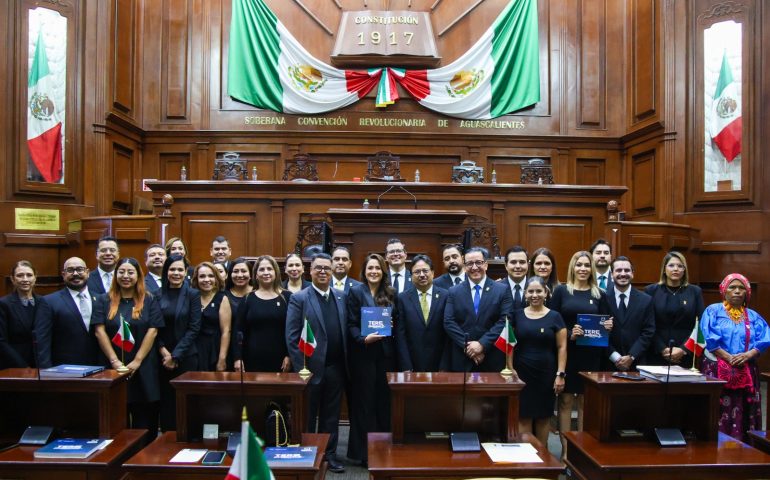 ENTREGA TERE JIMÉNEZ SU SEGUNDO INFORME DE GOBIERNO AL CONGRESO DEL ESTADO