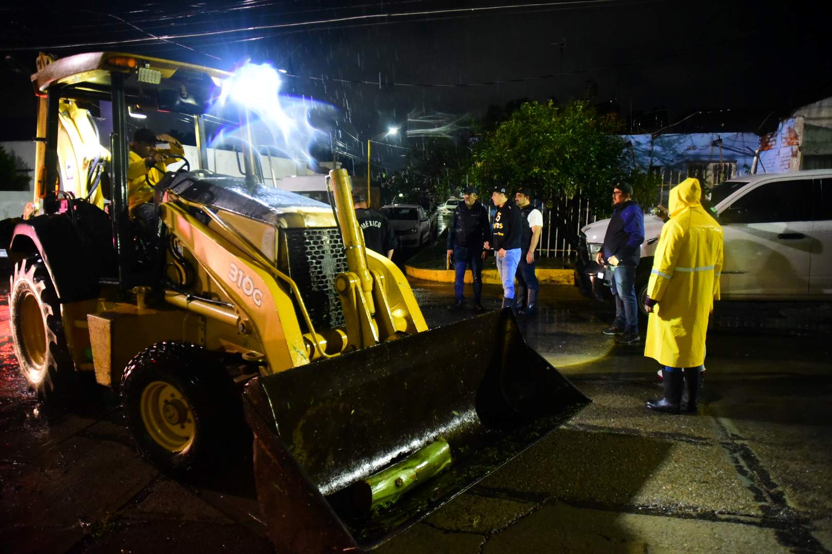 ATENDIÓ LEO MONTAÑEZ AFECTACIONES POR LAS FUERTES LLUVIAS