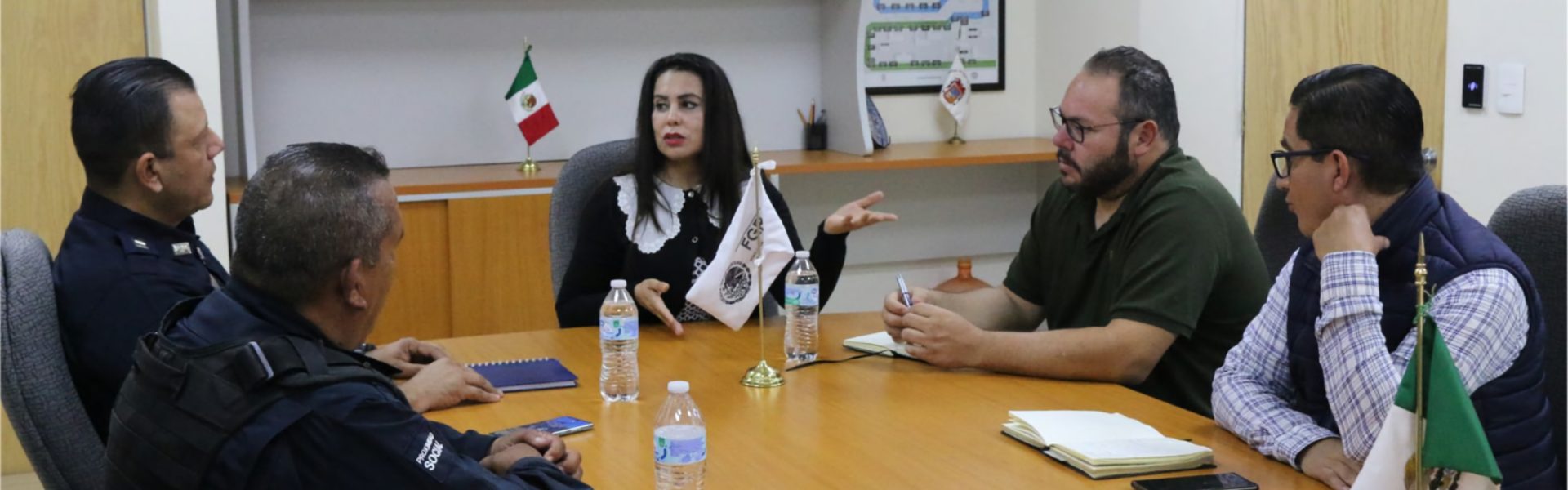 Reunión de Trabajo entre FGR y Autoridades Municipales de Jesús María para Fortalecer la Seguridad Pública