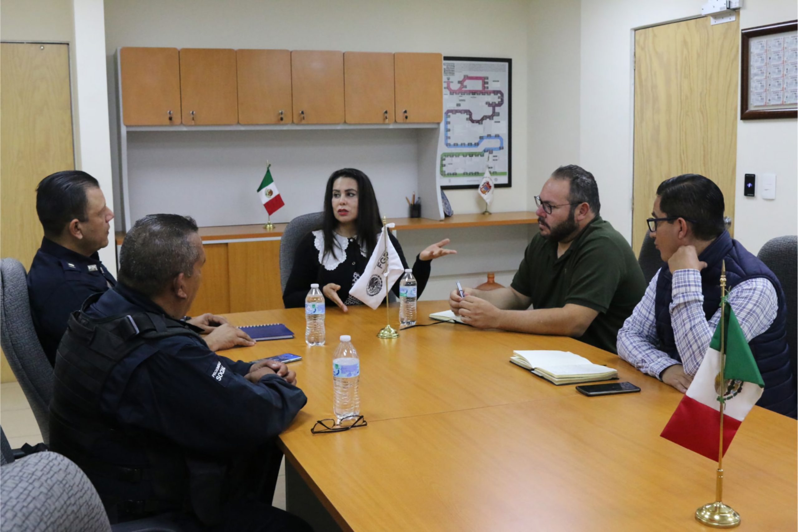 Reunión de Trabajo entre FGR y Autoridades Municipales de Jesús María para Fortalecer la Seguridad Pública