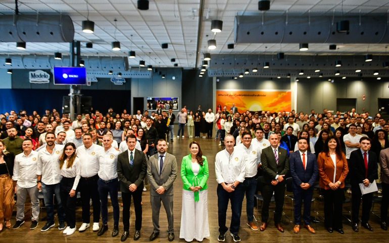 CON ACCESO A UN SEGUNDO IDIOMA, TERE JIMÉNEZ PROMUEVE EL FORTALECIMIENTO EMPRESARIAL