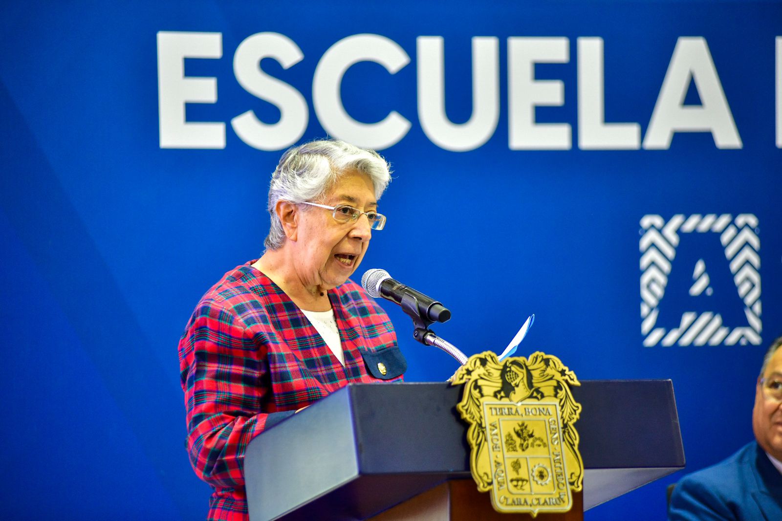 ENCABEZA TERE JIMÉNEZ LA CELEBRACIÓN DEL 146 ANIVERSARIO DE LA ESCUELA NORMAL DE AGUASCALIENTES