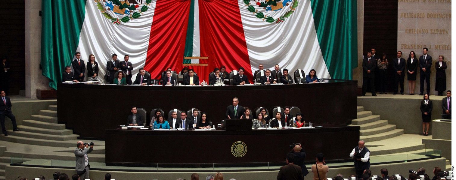 Jueza ordena al Congreso frenar la discusión de la reforma judicial