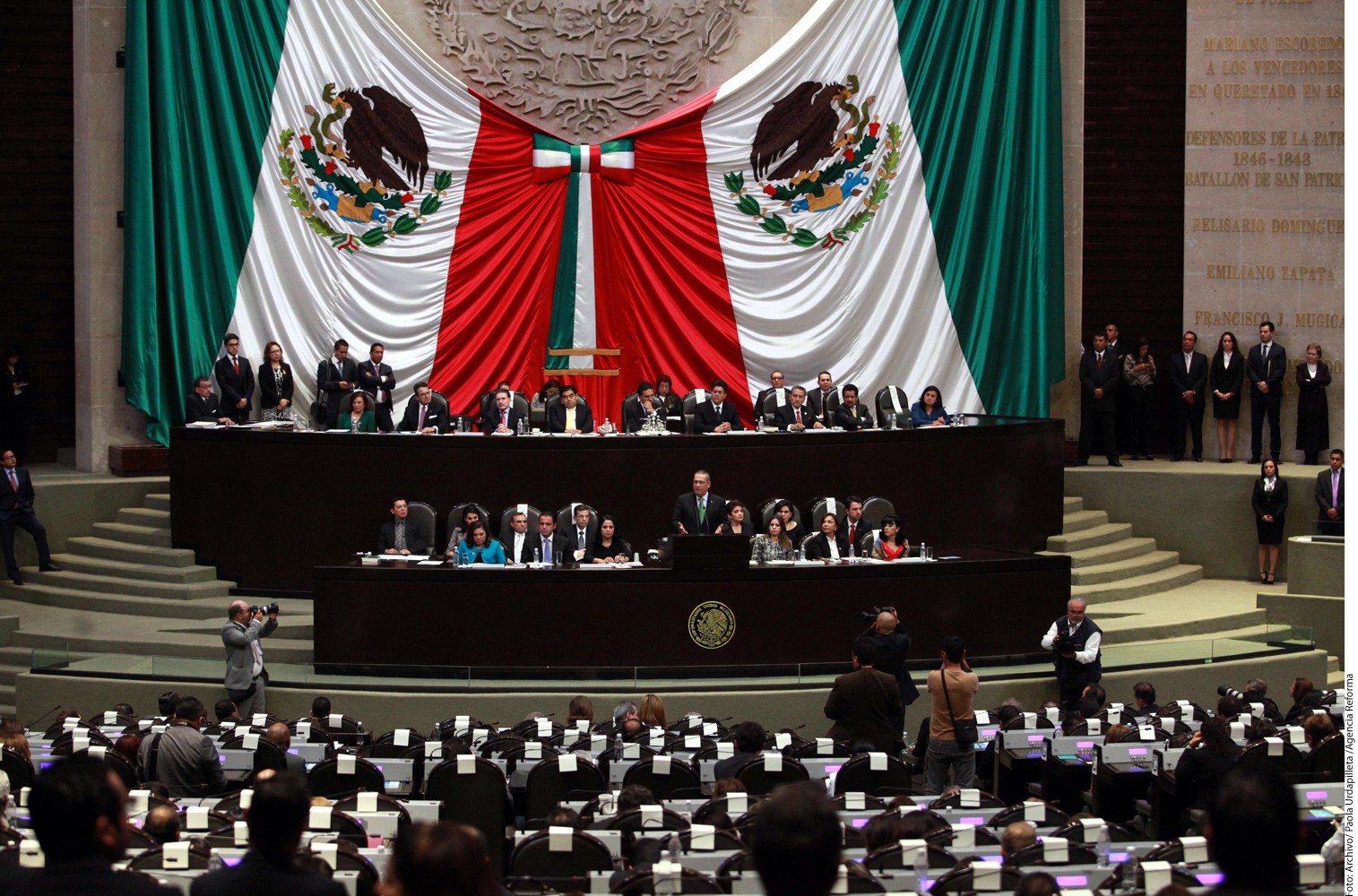 Jueza ordena al Congreso frenar la discusión de la reforma judicial