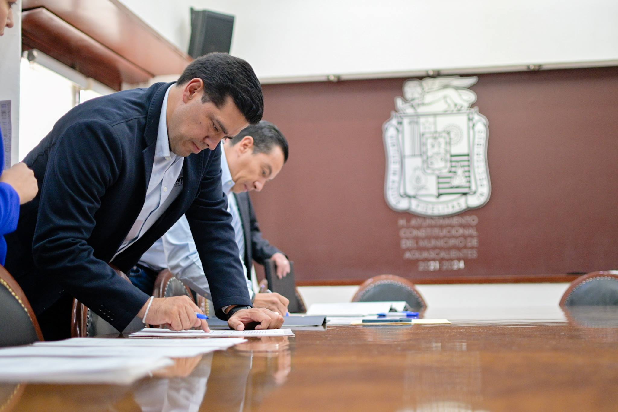 CONSOLIDA MUNICIPIO ESPACIOS PÚBLICOS Y EQUIPAMIENTO URBANO CON FIRMA DE ESCRITURAS