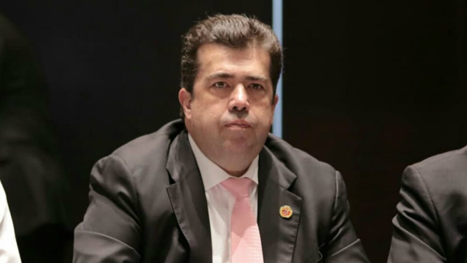 «Los trabajadores quieren ganar más, no descansar más» Afirma diputado Morenista