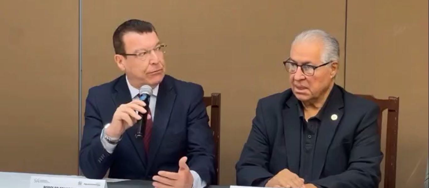 Premiación a la Excelencia Ciudadana: Reconociendo el Compromiso Social