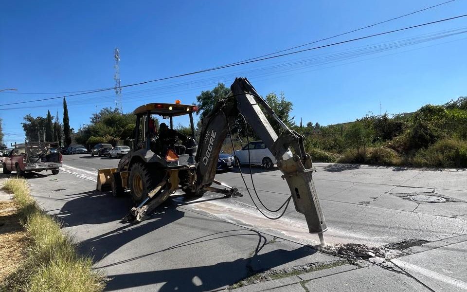 INSTALA MIAA INTERCONEXIONES EN EL OJOCALIENTE PARA MEJORAR EL SERVICIO DE AGUA POTABLE