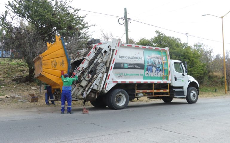 REFUERZA MUNICIPIO RECOLECCIÓN DE RESIDUOS SÓLIDOS URBANOS EN TEMPORADA NAVIDEÑA