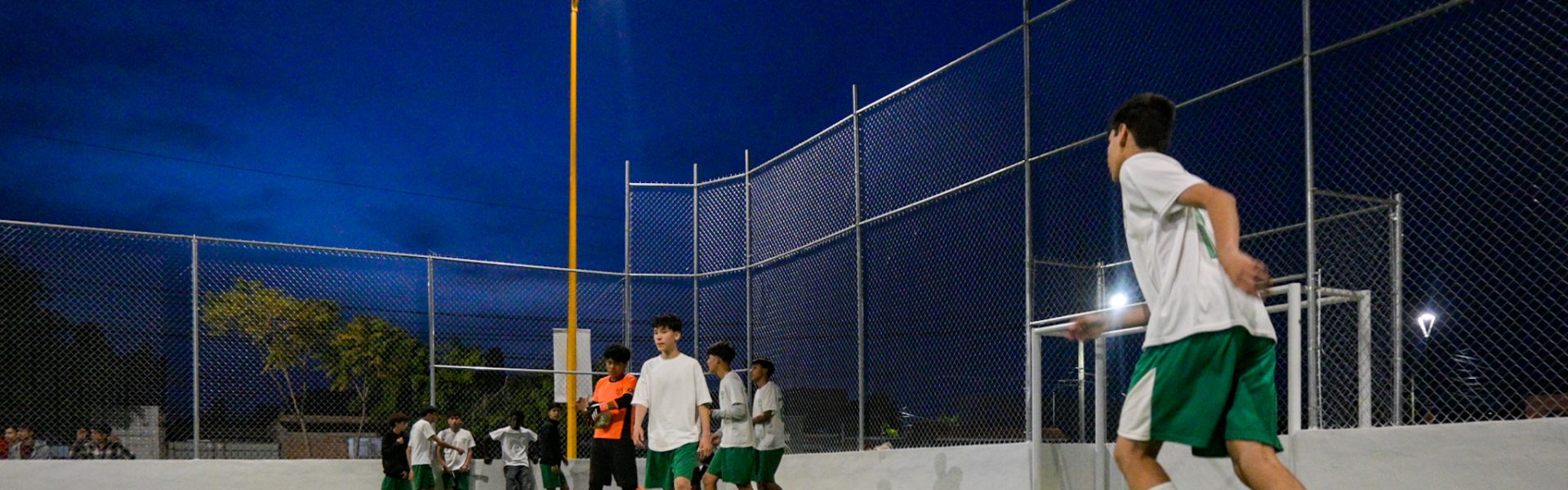 ENTREGA LEO MONTAÑEZ CANCHA EN VISTAS DEL SUR