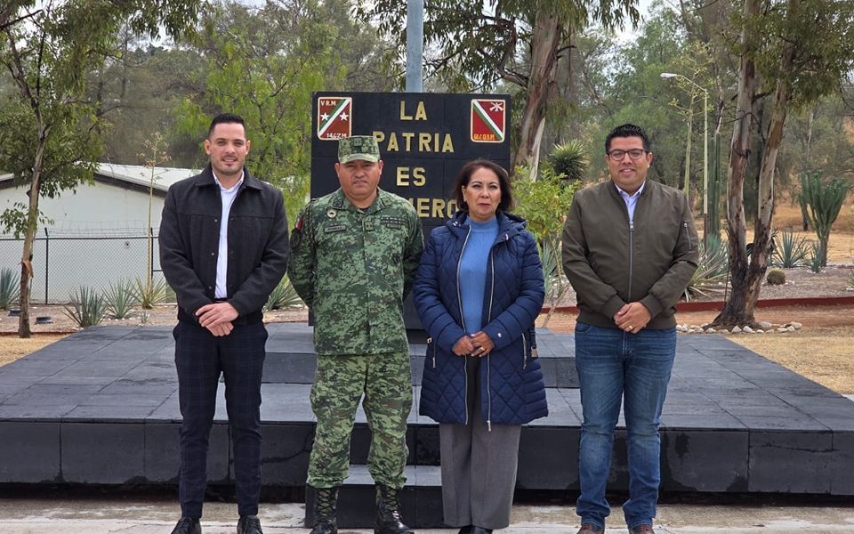 Alcaldes se reúnen con el Ejército para coordinar acciones en beneficio de la región