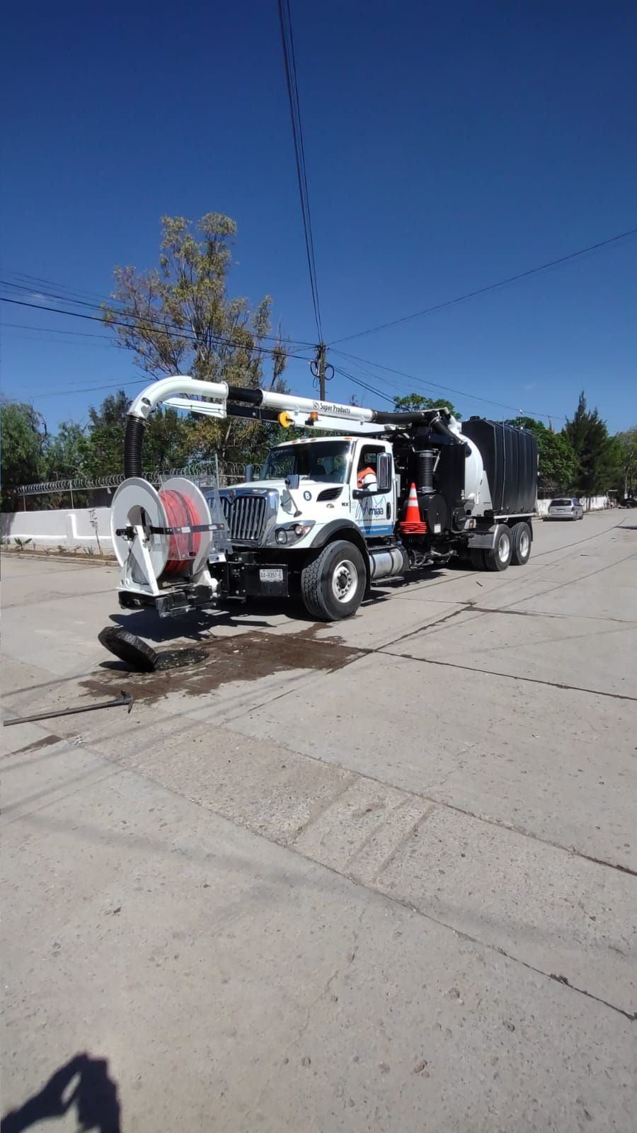 ADQUIRIRÁ MIAA NUEVO CAMIÓN PARA DESAZOLVE DE ALCANTARILLADO