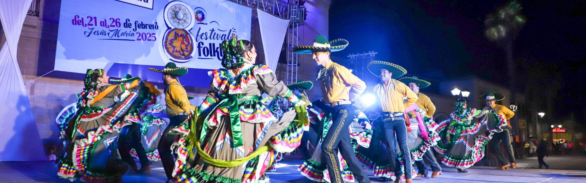 EL COLOR Y LA TRADICIÓN ENVUELVEN A JESÚS MARÍA EN EL FESTIVAL DEL FOLKLORE