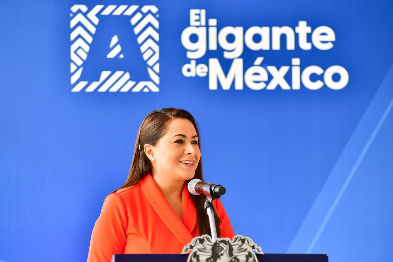 ENTREGA TERE JIMÉNEZ NUEVA VIALIDAD QUE MEJORA EL ACCESO AL PARQUE INDUSTRIAL GIGANTE DE LOS ARELLANO