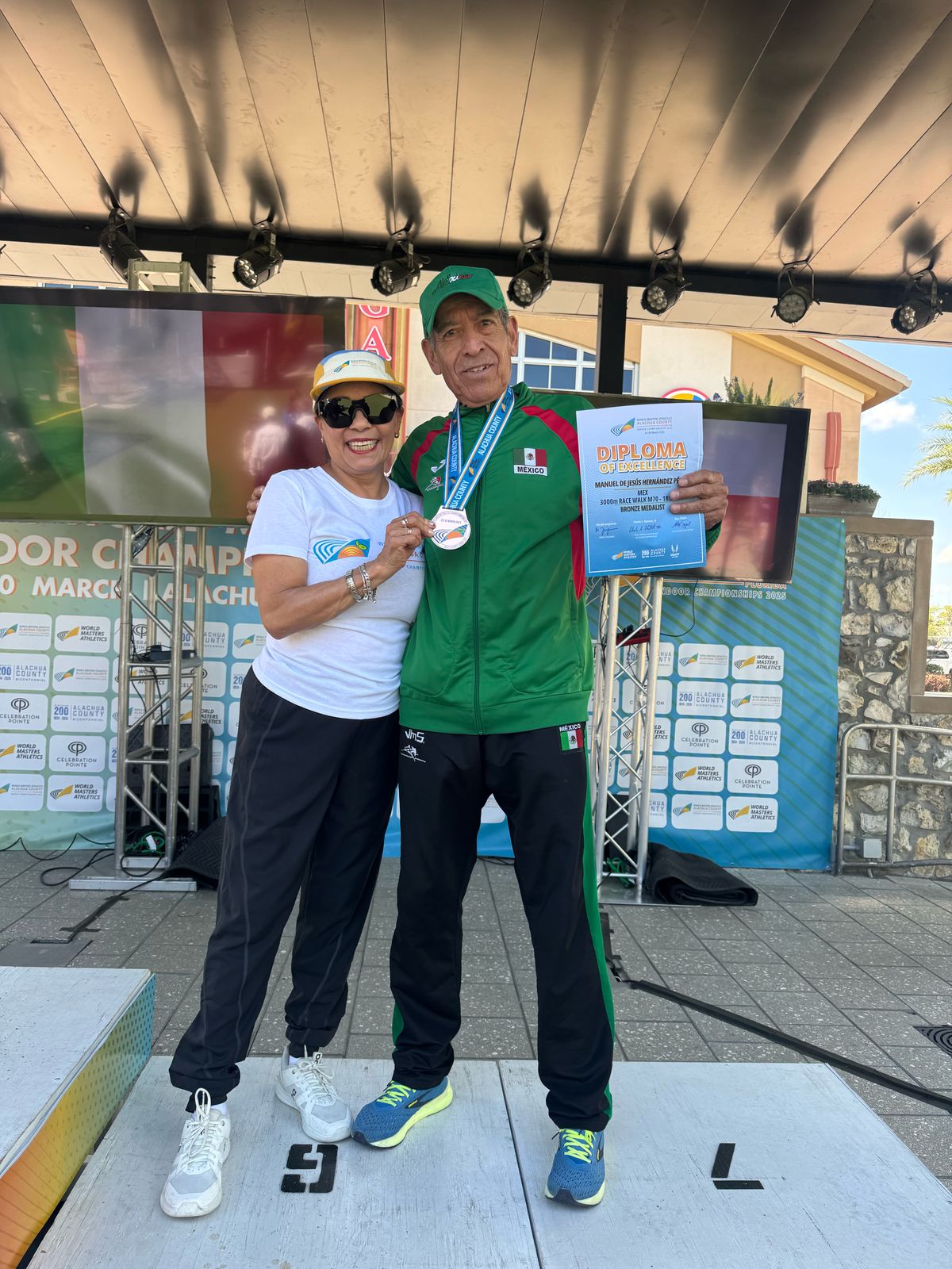 DEPORTISTAS DE LA TERCERA EDAD DE AGUASCALIENTES DESTACAN EN CAMPEONATO MUNDIAL DE ATLETISMO EN ESTADOS UNIDOS