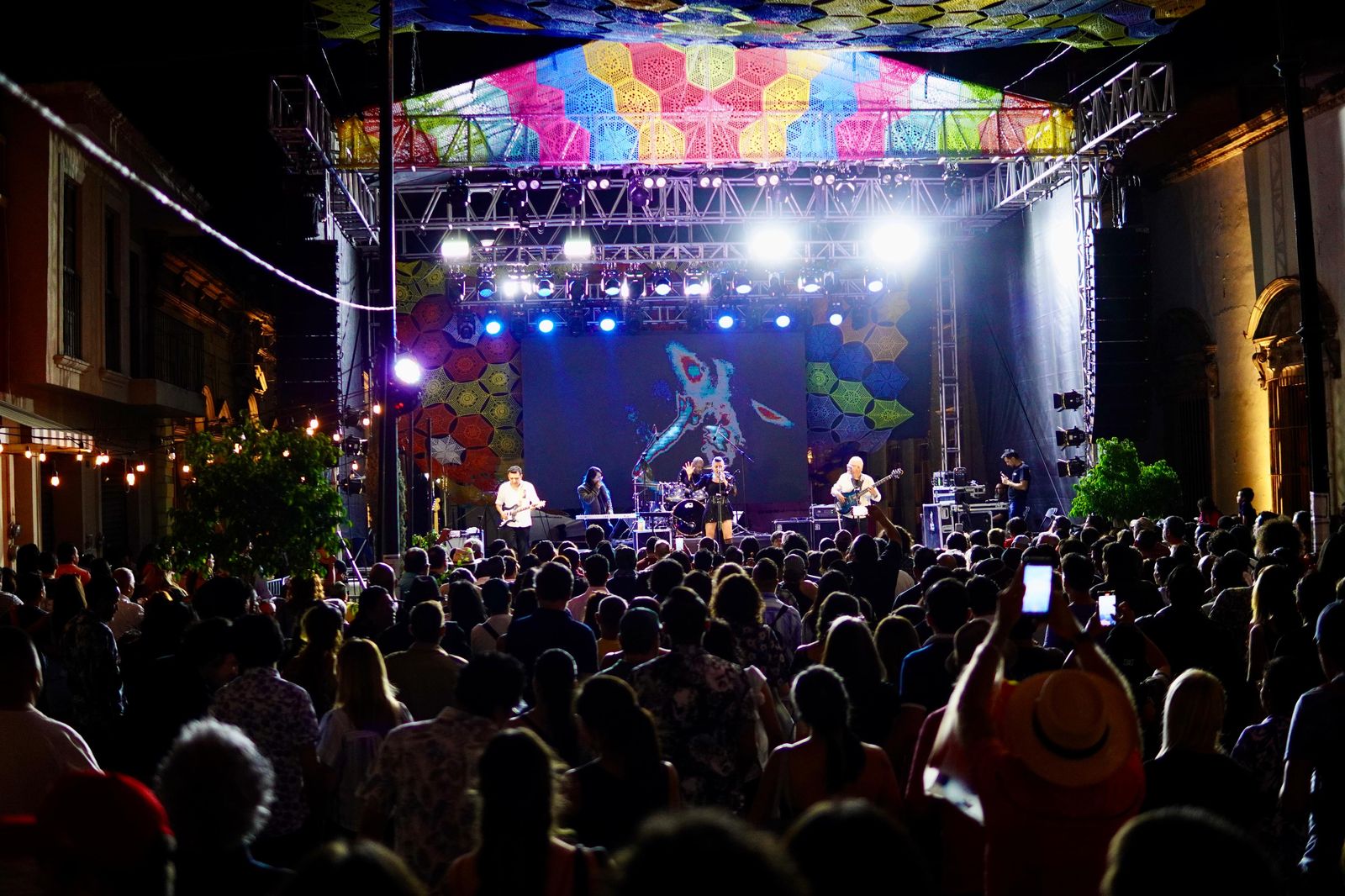 GRAN NOCHE DE ROCK SACUDE EL CORREDOR CULTURAL CARRANZA