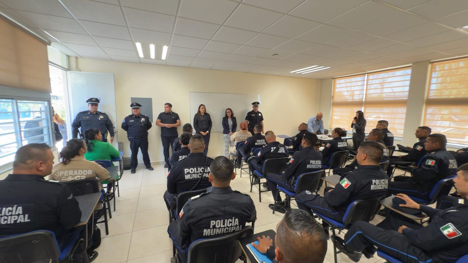 🚓 Arrancamos las actividades de la UNPOL en Pabellón de Arteaga 🚔