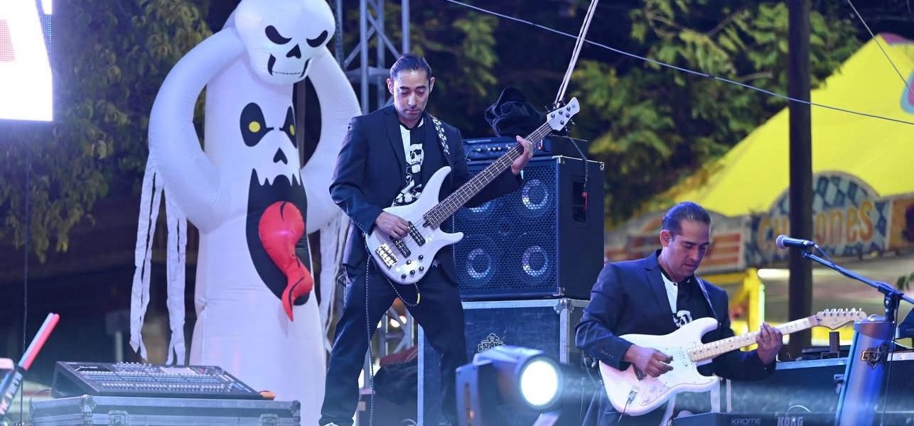 🎶 ¡La noche de Ayer vibró con la energía de Grupo Espanto en San Luis de Letras! 🎉