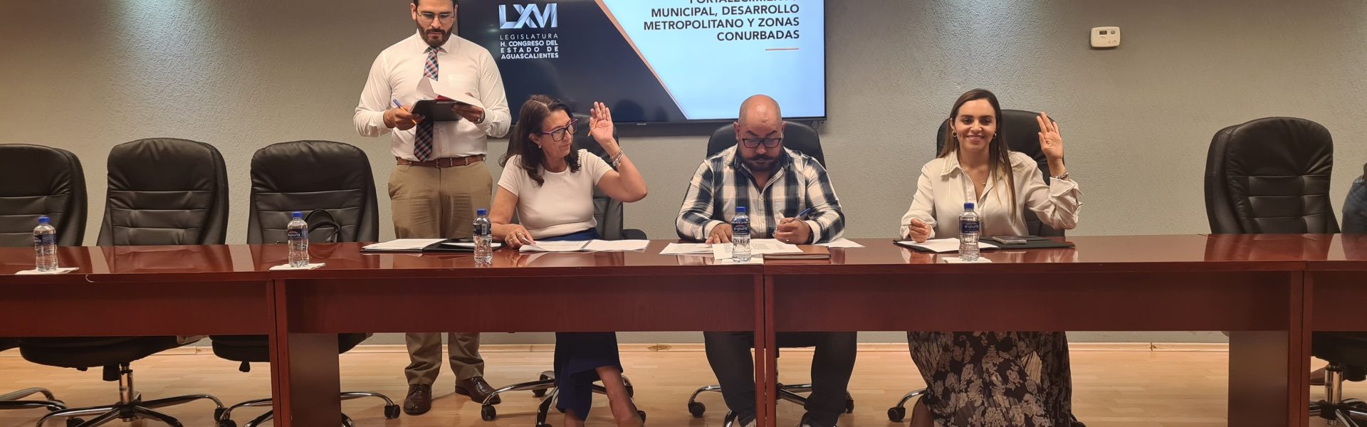 APROBARON EN COMISIÓN REFORMAS A LA LEY MUNICIPAL PARA MEJORAR INFRAESTRUCTURA URBANA