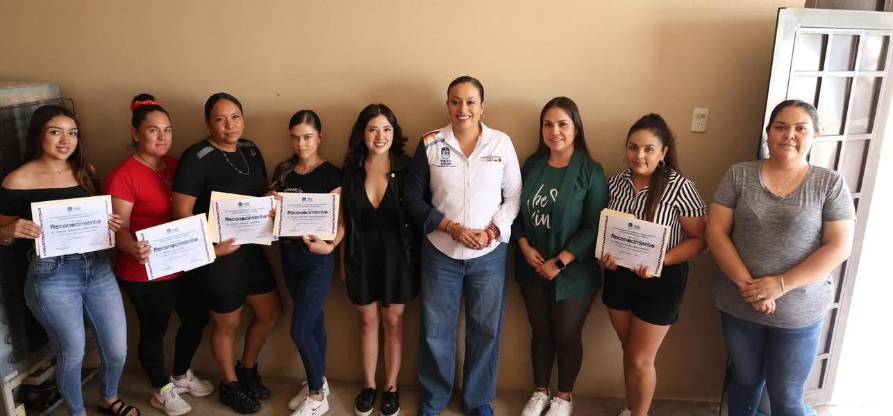 Concluye con éxito curso básico de uñas en Gámez Orozco, impulsando el desarrollo de mujeres en Pabellón de Arteaga