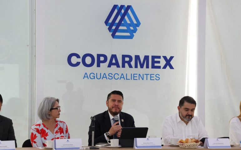 EL FISCAL GENERAL DEL ESTADO, COMPARTE AVANCES CON MIEMBROS DE COPARMEX AGUASCALIENTES