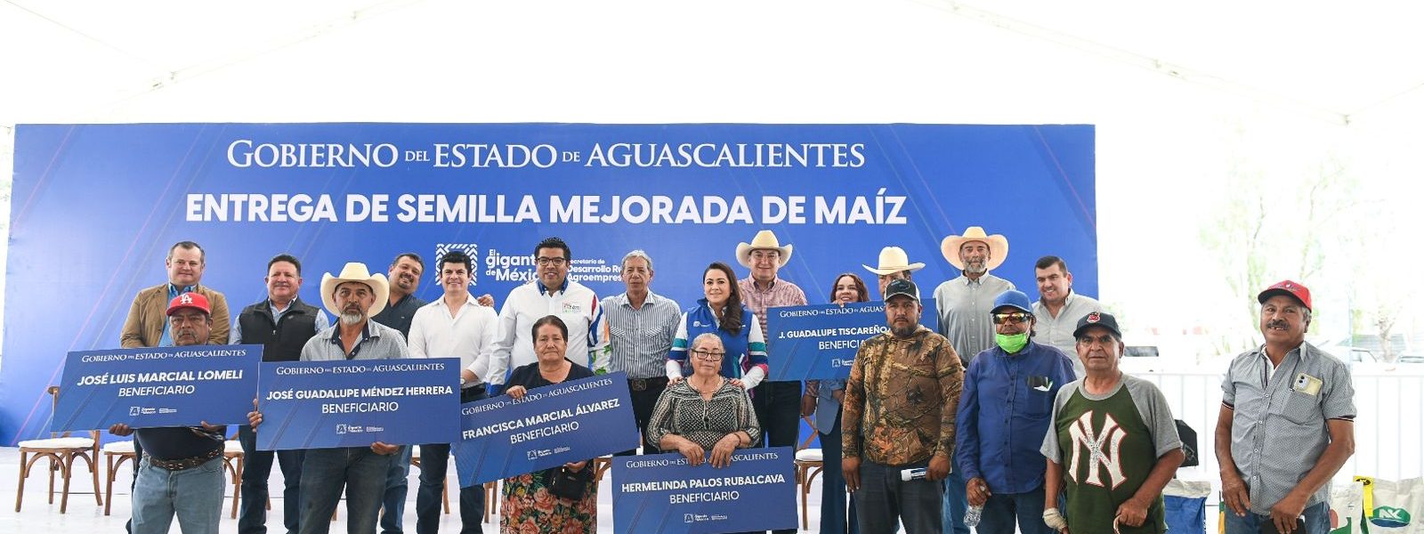 IMPULSA TERE JIMÉNEZ LA PRODUCTIVIDAD AGRÍCOLA CON LA ENTREGA DE SEMILLA MEJORADA DE MAÍZ