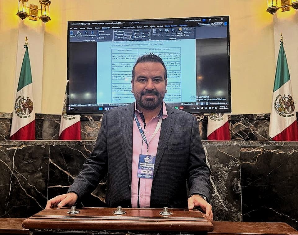 PRESENTE JESÚS MARÍA EN ENCUENTRO DE TESOREROS MUNICIPALES