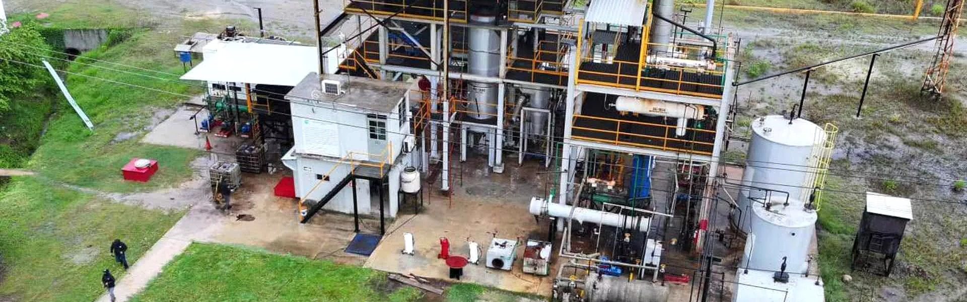 Refinería ilegal en Coatzacoalcos: ex empleados de Pemex y Baker Hughes entre los implicados