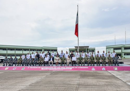 TERE JIMÉNEZ SE REÚNE CON GOBERNADORES DE COLIMA, NAYARIT Y JALISCO PARA FORTALECER ESTRATEGIAS DE SEGURIDAD