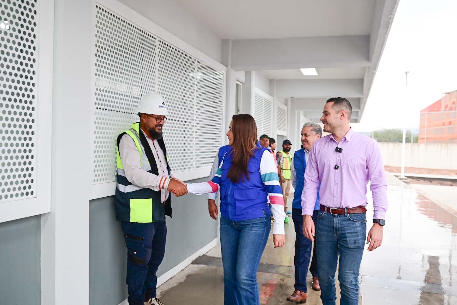 TERE JIMÉNEZ SUPERVISA AVANCE EN LA CONSTRUCCIÓN DE DOS NUEVAS ESCUELAS EN CALVILLO, CASI LISTAS PARA SER ENTREGADAS