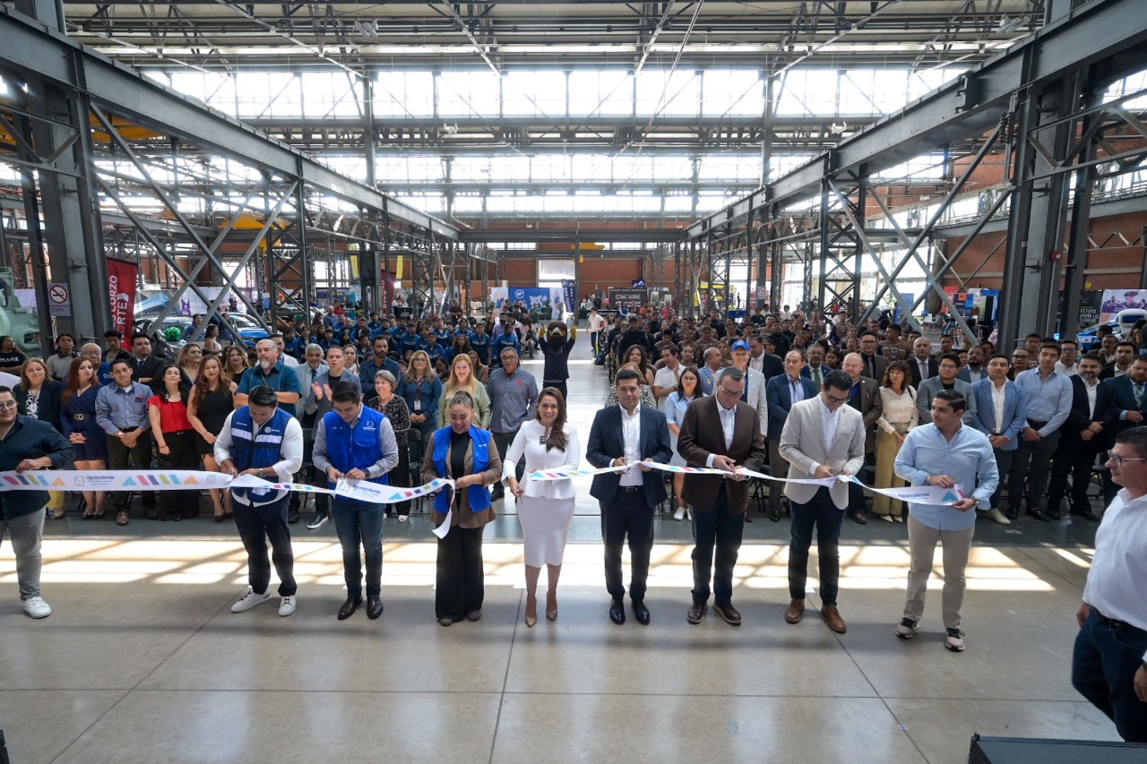 TERE JIMÉNEZ Y LEO MONTAÑEZ INVITAN A JÓVENES A ELEGIR CARRERAS CON FUTURO Y MEJORES OPORTUNIDADES LABORALES