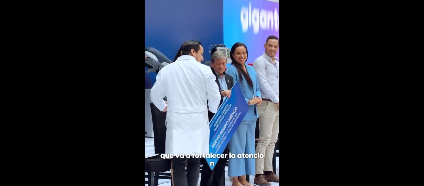 ENTREGA HISTÓRICA DE NUEVO EQUIPAMIENTO PARA LOS HOSPITALES DE AGUASCALIENTES