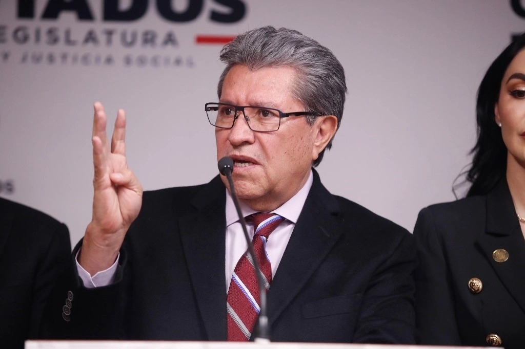 Monreal frena la jornada de 40 horas: diálogo sí, dictamen no