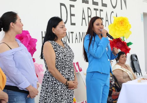 💐 Celebrando a las mamás de INAPAM 💐