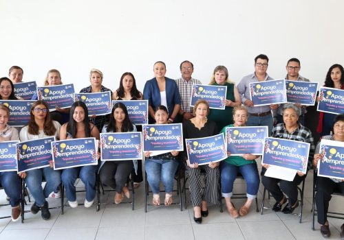 Me llena de orgullo reconocer a las y los artesanos y emprendedores que participaron en el programa Impulsa y Trasciende 2025