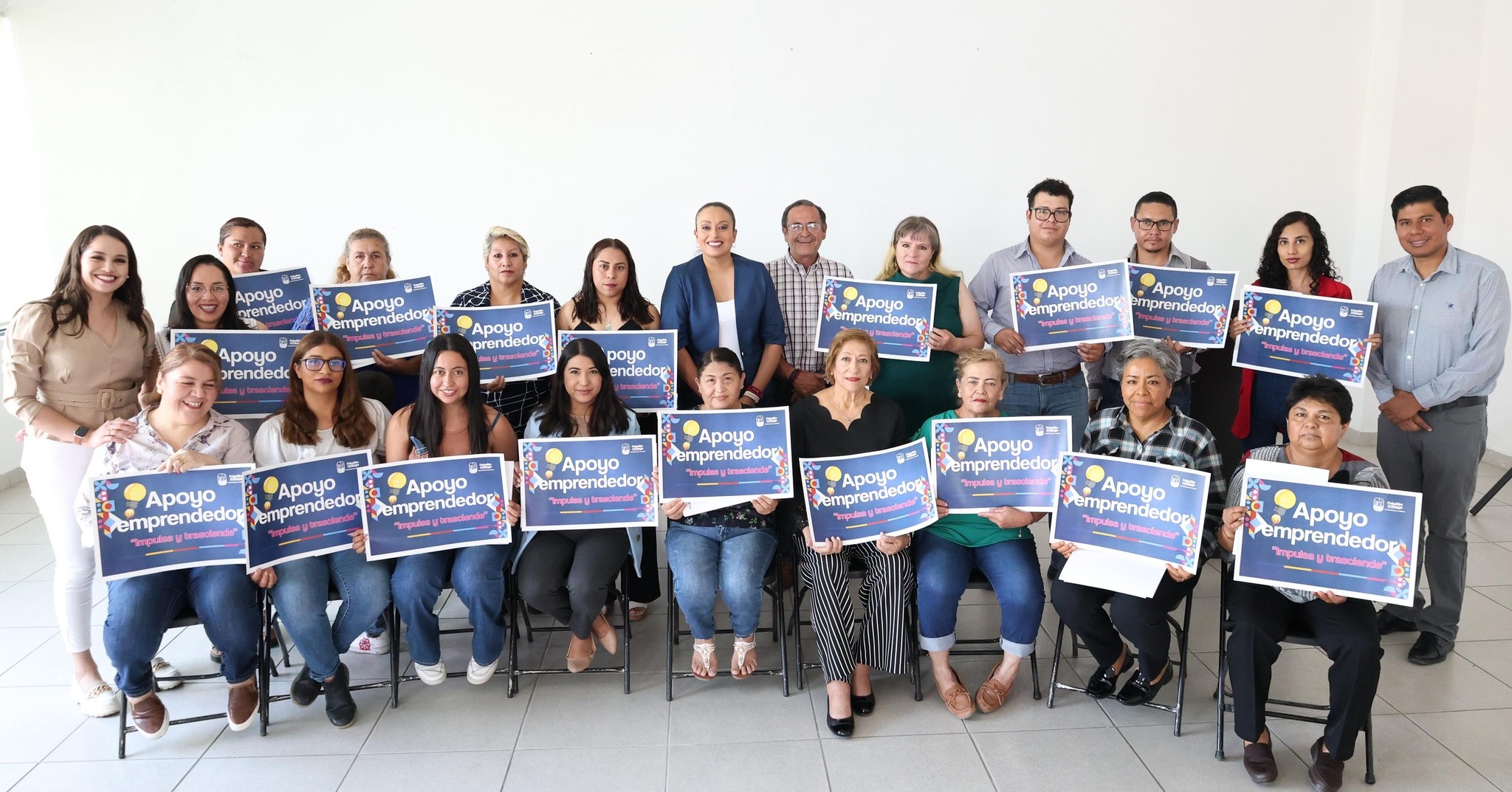 Me llena de orgullo reconocer a las y los artesanos y emprendedores que participaron en el programa Impulsa y Trasciende 2025