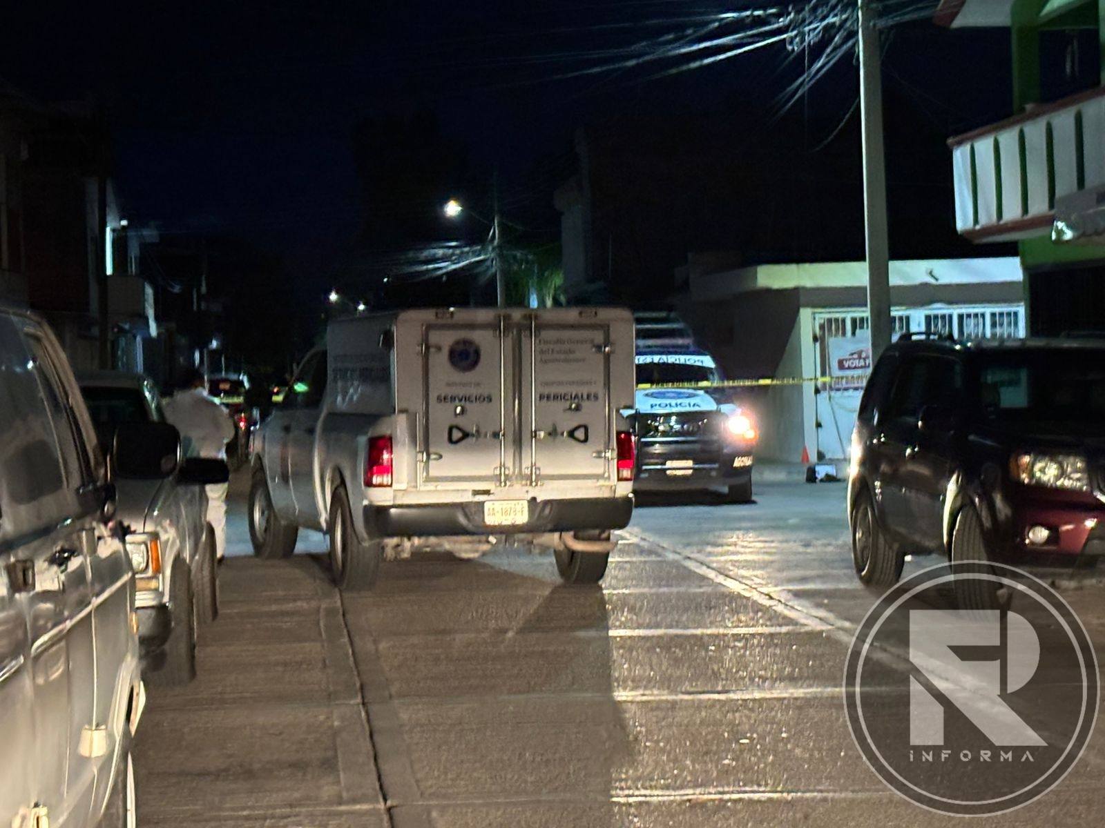 Ejecutan a mujer en plena calle de Pabellón de Arteaga.