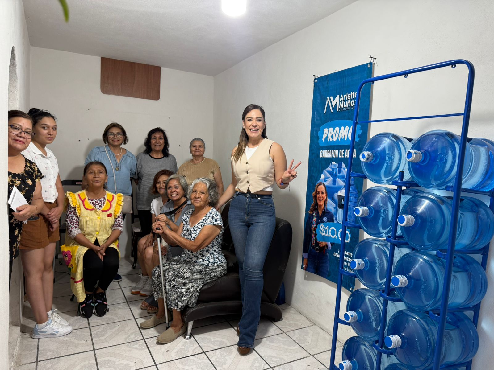 AGUA PURA, VIDA SEGURA: PROGRAMA DE AGUA PURIFICADA DE ARLETTE MUÑOZ A BAJO COSTO