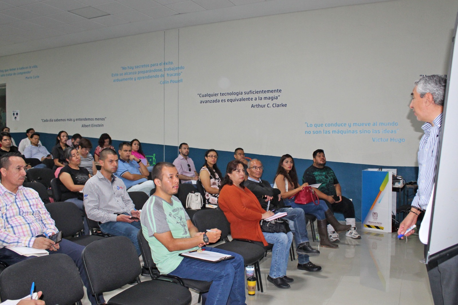 ANUNCIAN CURSOS GRATUITOS DE FORMACIÓN EMPRESARIAL PARA EMPRENDEDORES