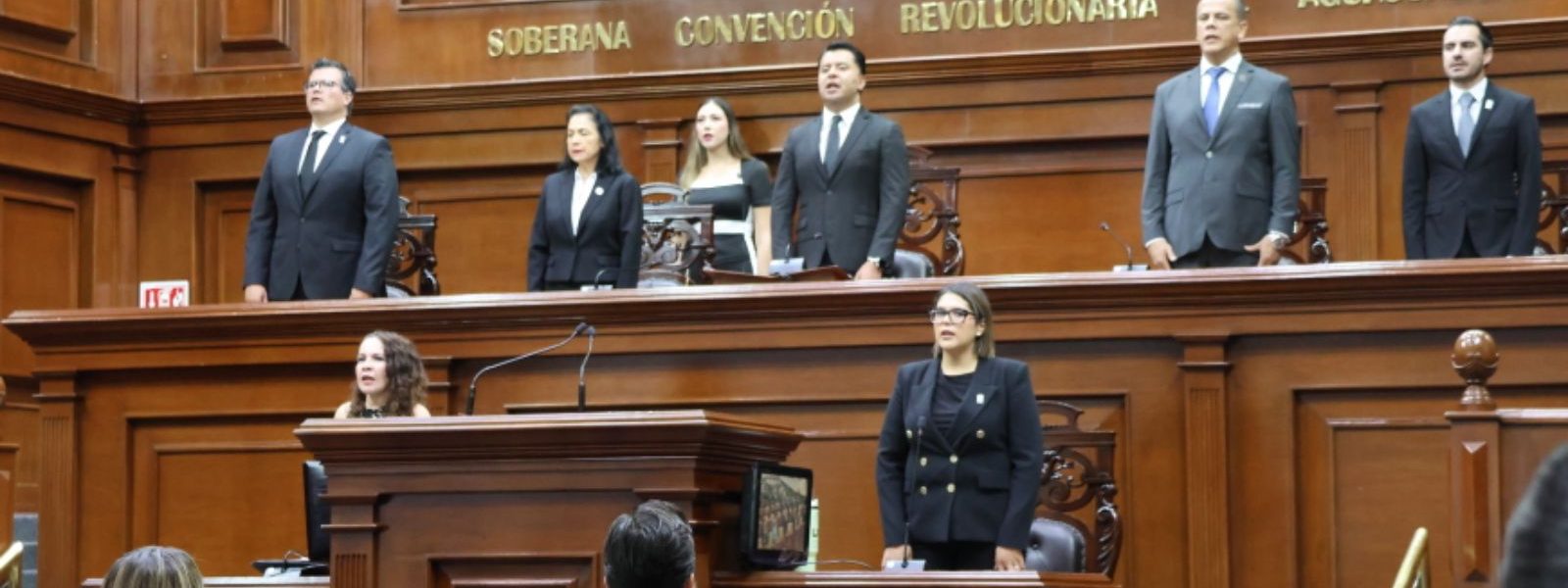 El Fiscal General del Estado, Manuel Alonso García, asistió a la Sesión Solemne de Clausura del Segundo Periodo Ordinario de Sesiones del Congreso del Estado