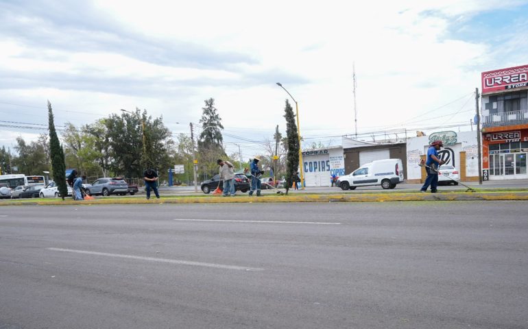 MUNICIPIO LLEVA A CABO OPERATIVO DE MANTENIMIENTO Y REHABILITACIÓN EN PRIMER ANILLO DE CIRCUNVALACIÓN