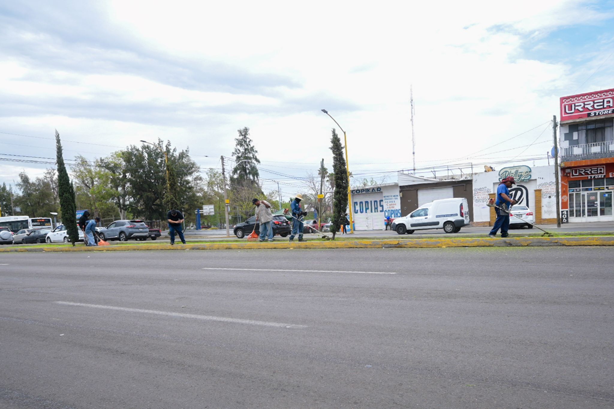 MUNICIPIO LLEVA A CABO OPERATIVO DE MANTENIMIENTO Y REHABILITACIÓN EN PRIMER ANILLO DE CIRCUNVALACIÓN