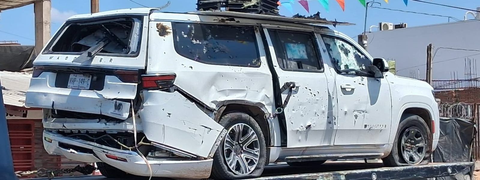 Destruyen camioneta blindada del grupo del “Pelucas” en feroz enfrentamiento; alianza con CJNG no frena ataques.