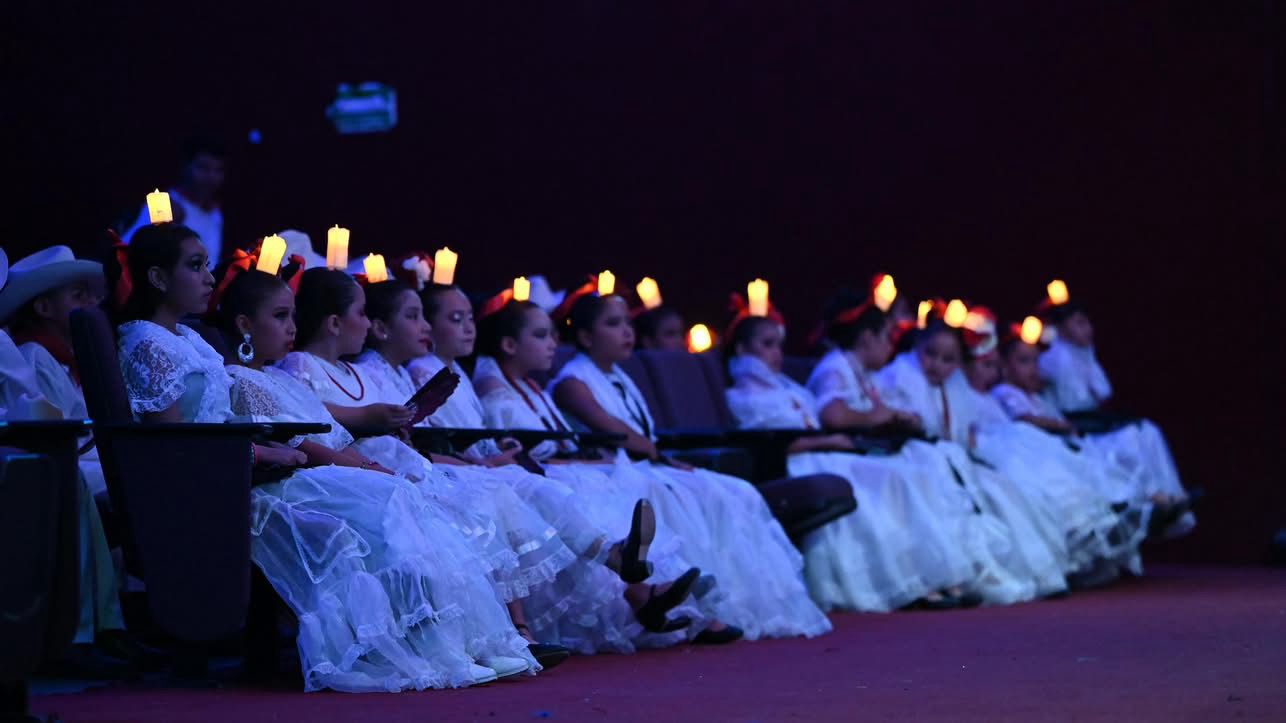 ¡La danza folklórica tomó el escenario! 💃🙌👏