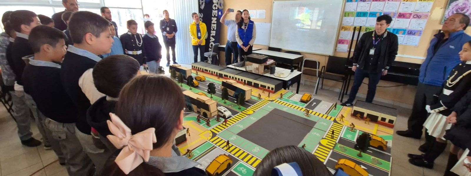 MÁS DE 10,000 ALUMNAS Y ALUMNOS PARTICIPARON EN LA ESCUELA DE MOVILIDAD