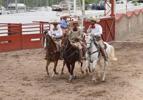 ¡Hoy celebramos el Día del Padre al estilo mexicano!