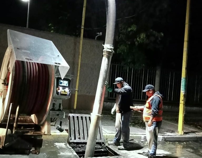 👷🏻‍♀️⛈️ INTENSIFICAMOS LABORES DE LIMPIEZA DE ALCANTARILLADO SANITARIO POR TEMPORADA DE LLUVIAS