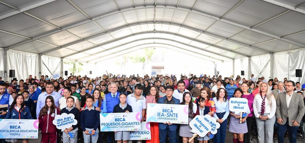 CON BECAS ESTAMOS CONSTRUYENDO SUEÑOS: TERE JIMÉNEZ
